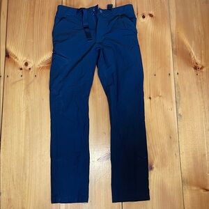 Patagonia Men's Black Hiking Pants with Cargo Pockets